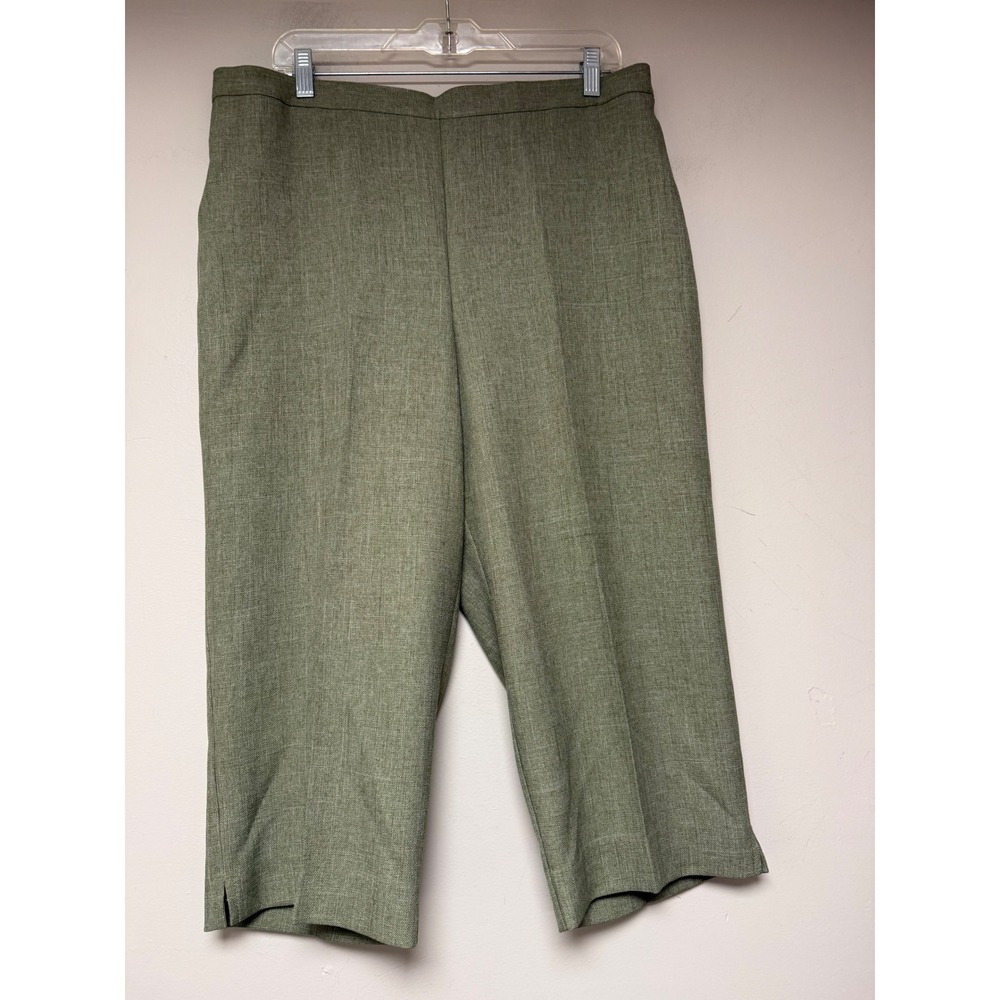 Alfred Dunner Womens Size 16 Green Polyester Blend Capri Pants Elastic Waist